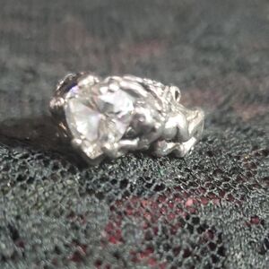 Chic Silver Ring with Clear Stone